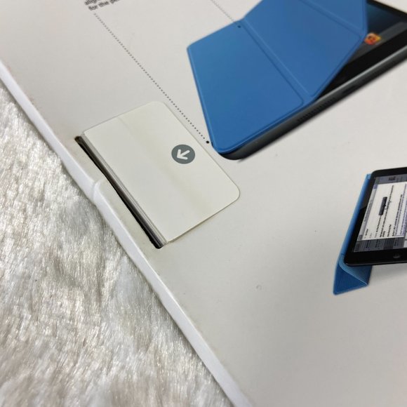 Apple iPad mini Smart Cover (Dark Gray) - MD963LL/A New Sealed - Picture 4 of 4